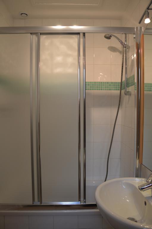 Appartement Malice Lens Luaran gambar
